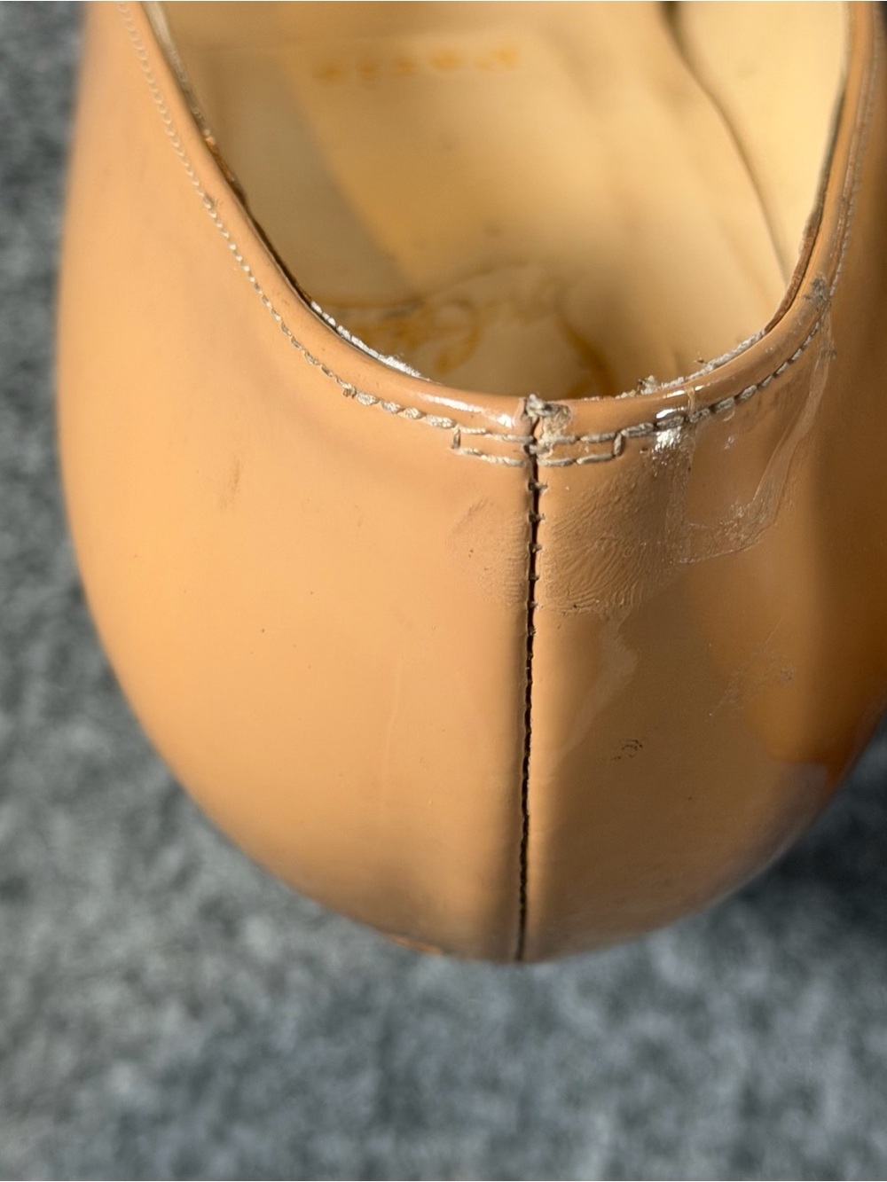 Christian Louboutin Women's Nude Patent Leather Red Bottom High Heel Pumps Sz 41 - Picture 6 of 13